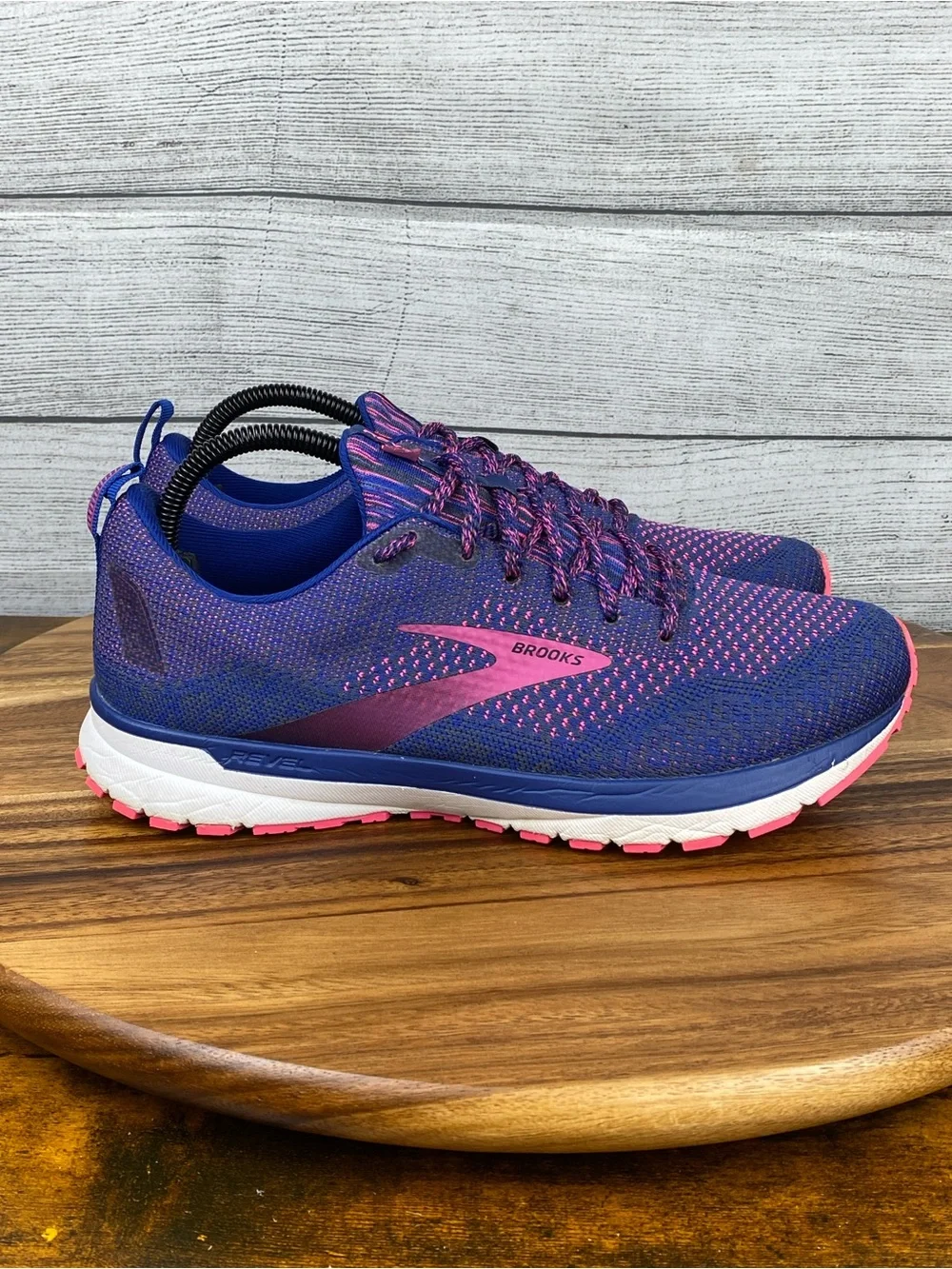Brooks Revel 4 Blue Pink Purple Road Running Shoes 1203371B475 Women’s Size 9.5